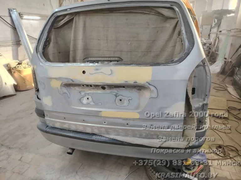 zafira-2000-42